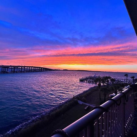 5 Star Resort 11Th Fl Stunning Sunrise 2Br 2Ba King Suite,Pools ,Shuttle Or Walk To Beach Destin Exterior photo