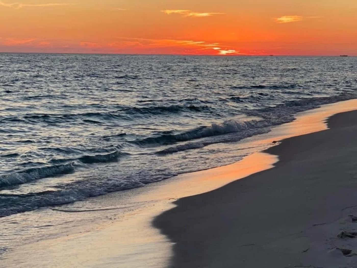 5 Star Resort 11Th Fl Stunning Sunrise 2Br 2Ba King Suite,Pools ,Shuttle Or Walk To Beach Destin Exterior photo